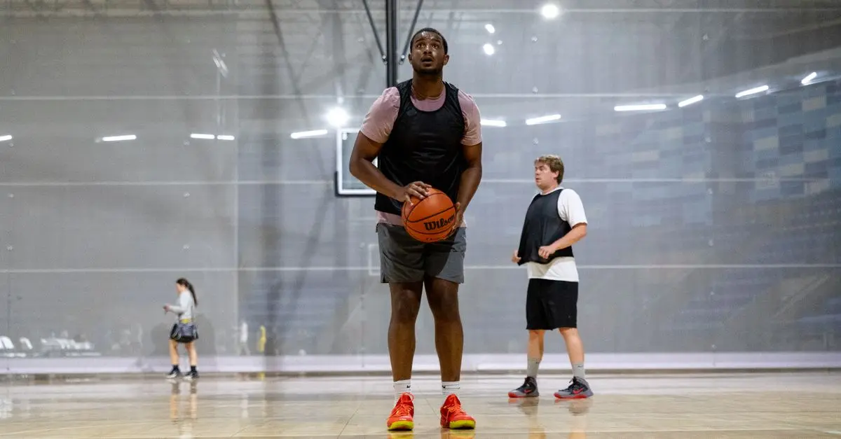 Top Basketballs for Indoor Play: A Buyerβs Guide